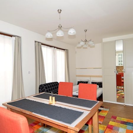 Apartman Mozartova Apartment ปราก ภายนอก รูปภาพ
