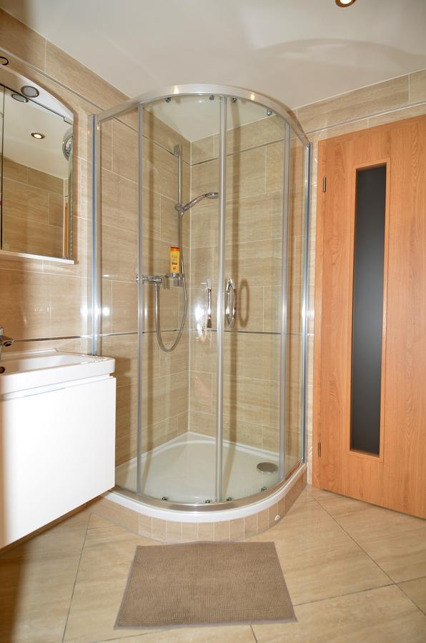 Apartman Mozartova Apartment ปราก ภายนอก รูปภาพ