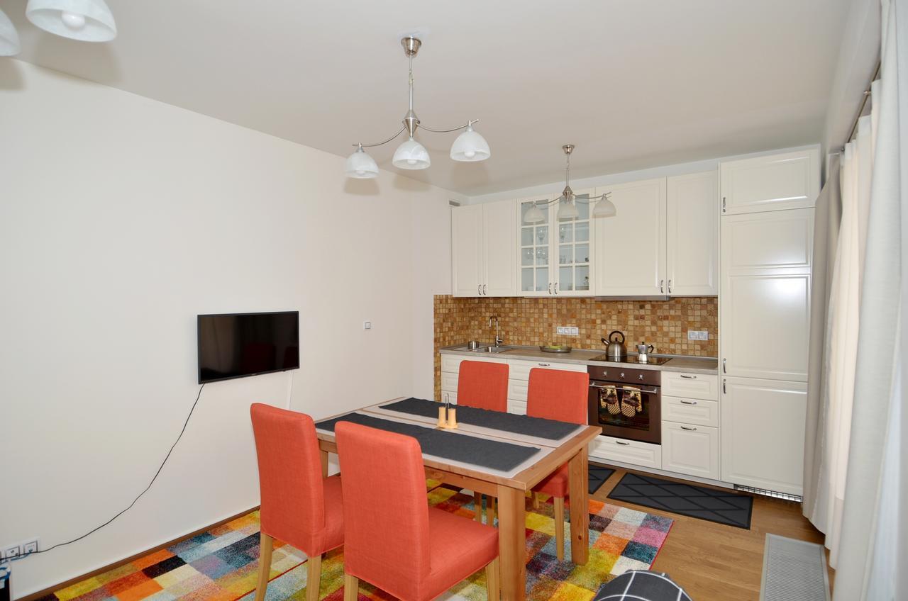 Apartman Mozartova Apartment ปราก ภายนอก รูปภาพ